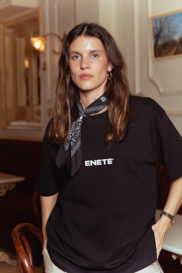 Camiseta Negra ENETE – Short Sleeve - Origen Edition - Imagen 6