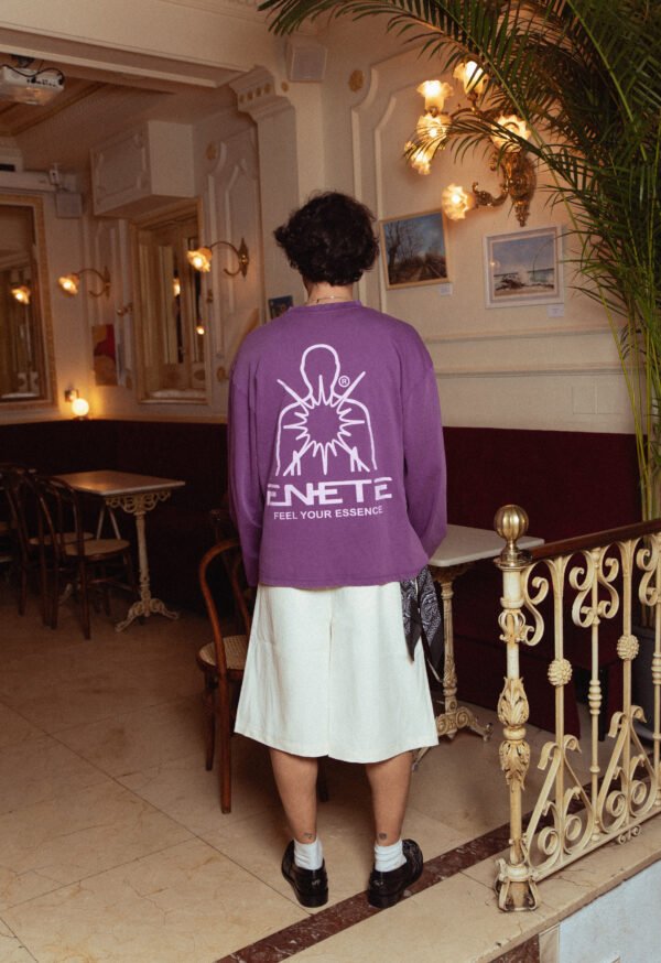 Camiseta Morada Garment Dye ENETE - Feel Your Essence - Long Sleeve - Origen Edition - Imagen 4