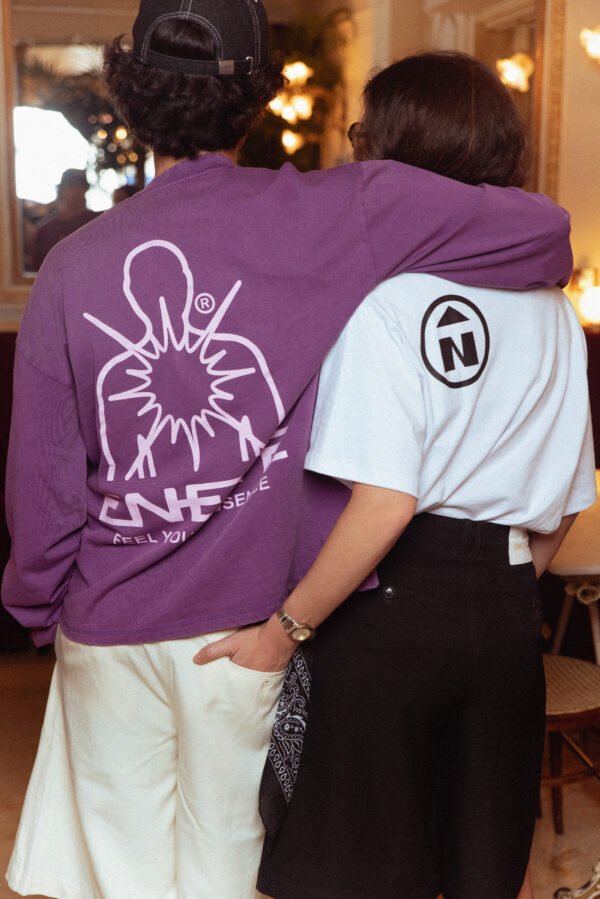 Camiseta Morada Garment Dye ENETE - Feel Your Essence - Long Sleeve - Origen Edition - Imagen 6