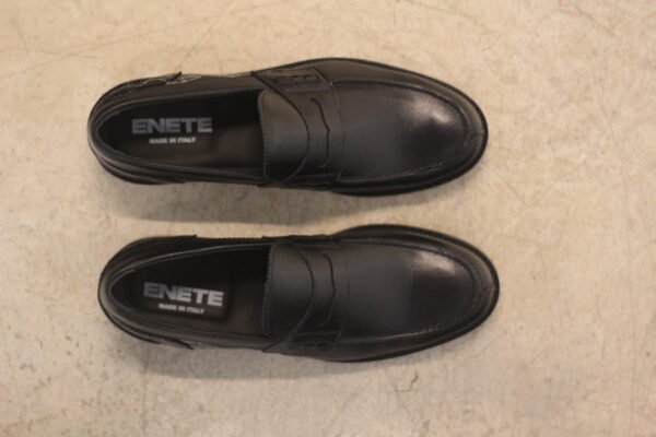 Mocasines Negros ENETE - Tattooed Leather - Edición Galgos - Imagen 4