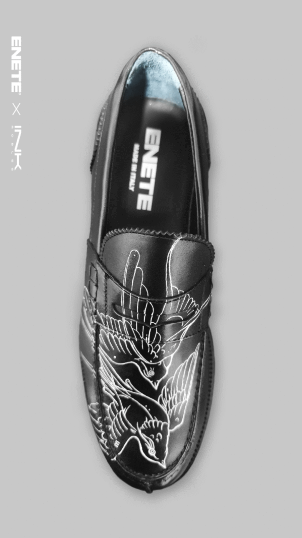 Mocasines Negros ENETE - Tattooed Leather - Edición Golondrinas - Imagen 2